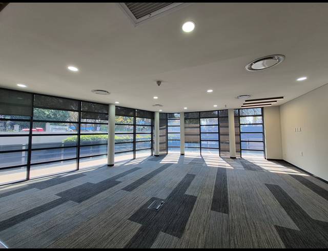 728M² OFFICE TO LET IN MELROSE ESTATE